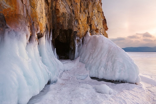 The Underground Fairy-Tale of Baikal: What are the Caves near the Lake Famous For
